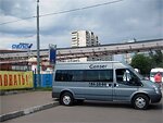 Бесплатный автобус Genser в пункт аренды автомобилей АрендаАвто-стг на ул.Добролюбова